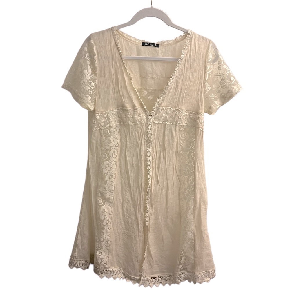 Adorn Lace Bohemian Tunic. Size Large.